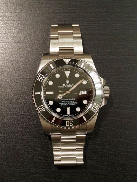 submariner date 41mm no cyclops.